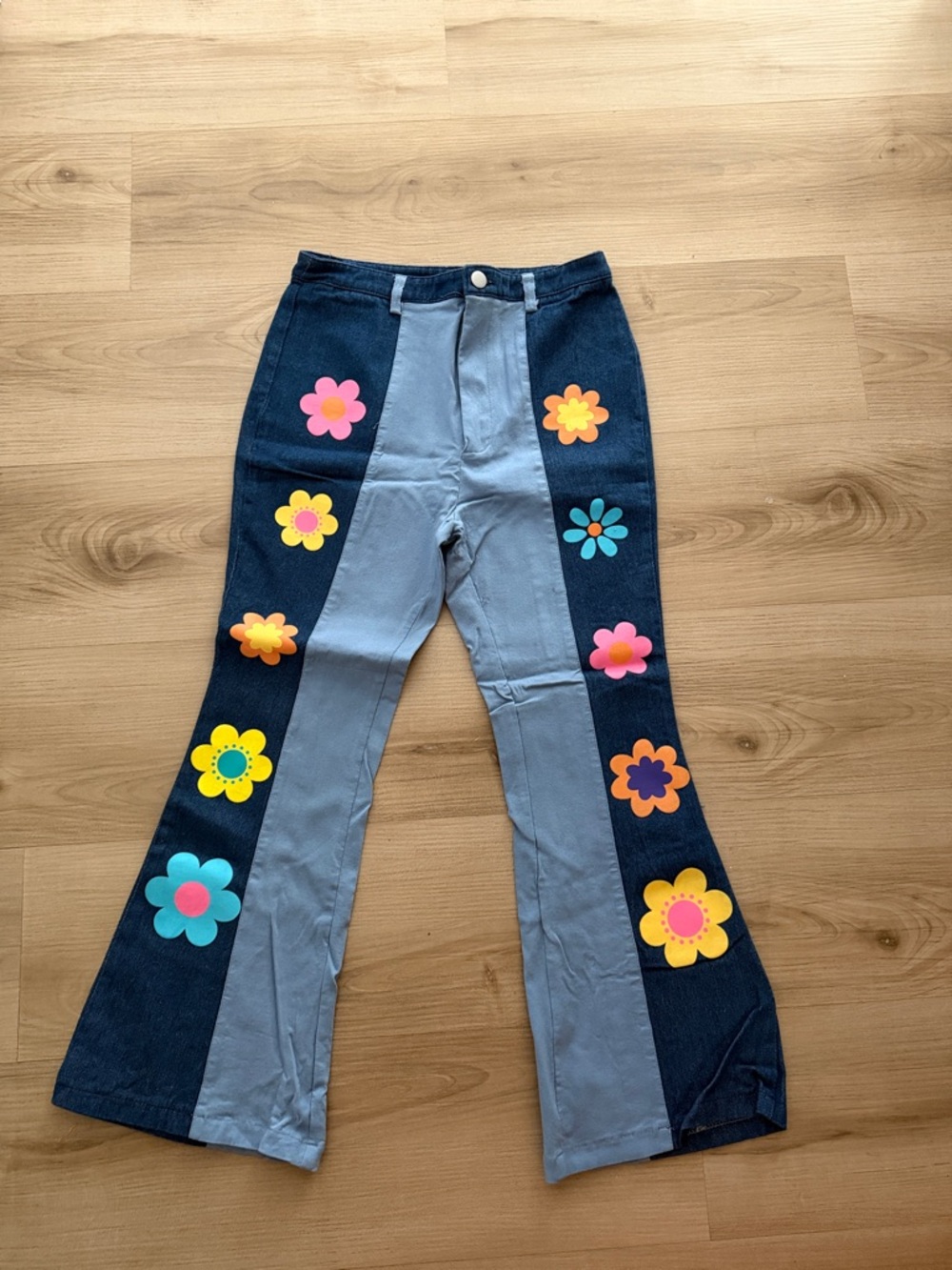 SHEIN Two-Tone Flared Jeans with Colorful Flowers